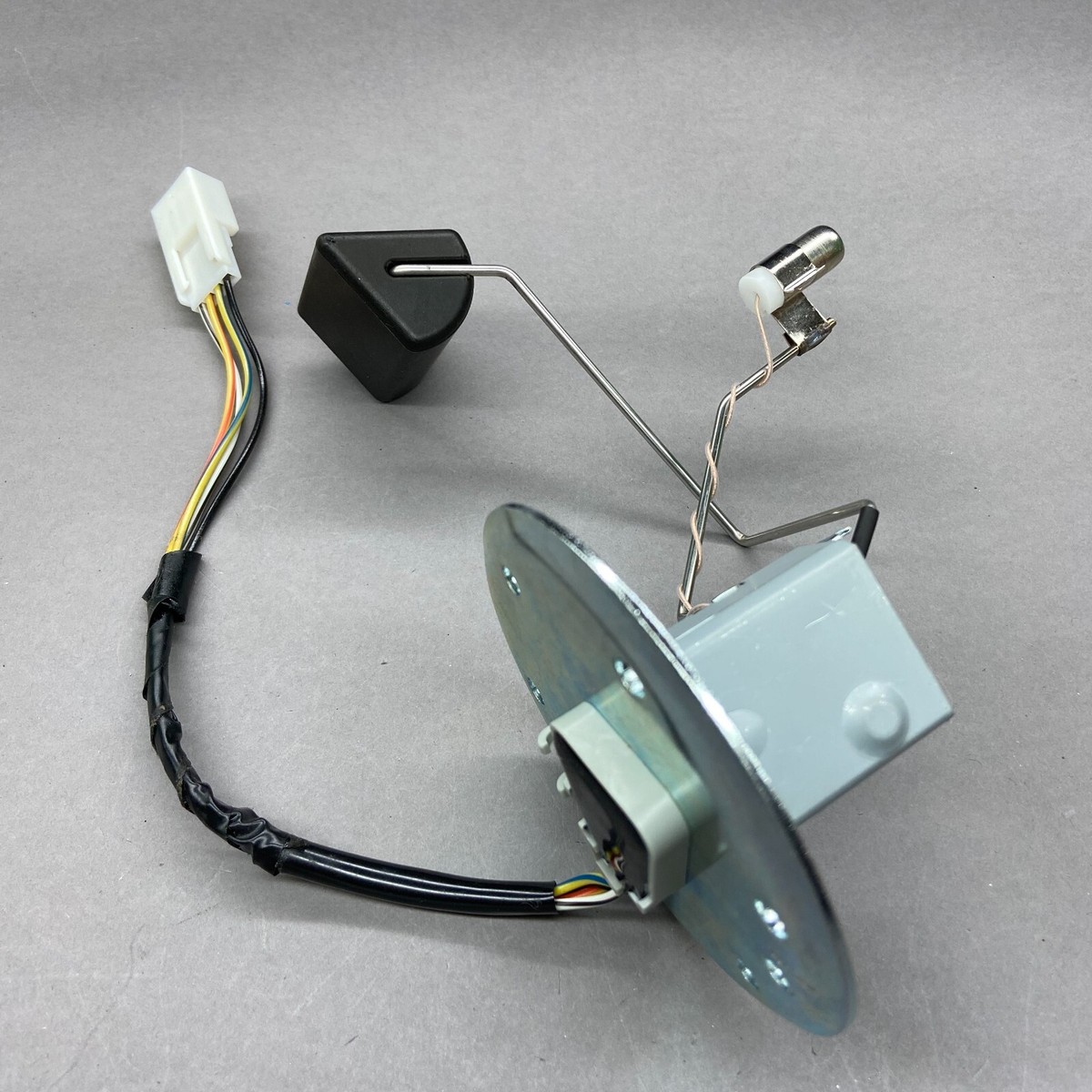 83320-80137 sensor fuel level sender gage assy for COROLLA