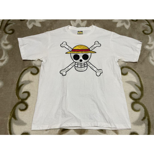 A BATHING APE × ONE PIECE T-shirt Size M White Logo VG cond A BATHING APE × ONE PIECE T-shirt Size M White Logo VG cond