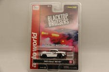 AUTO WORLD AW 1/64 1955 Chevy Bel Air