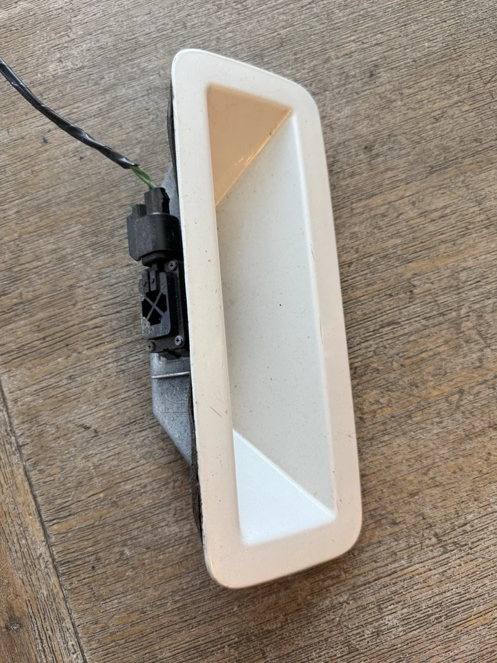 Interruptor de manija de escotilla de maletero puerta elevadora trasera Lincoln MKX 2011 OEM blanco Foto 3 de 4