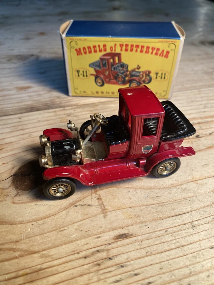 Lesney Matchbox MODELS OF YESTERYEAR Y11 - 1912 Packard Landaulet - Image 4 of 4