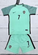 Ronaldo Retro Portugal Jersey Youth Kits (Jersey And Shorts)  Set - LARGE (28)
