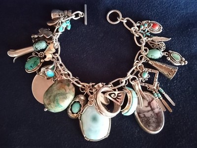 VINTAGE HOPI NAVAJO ZUNI STERLING SILVER TURQUOISE CORAL 26 CHARM BRACELET 107g+