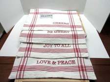 Christmas Holiday Placemats Embroidered set of 4 Great Condition