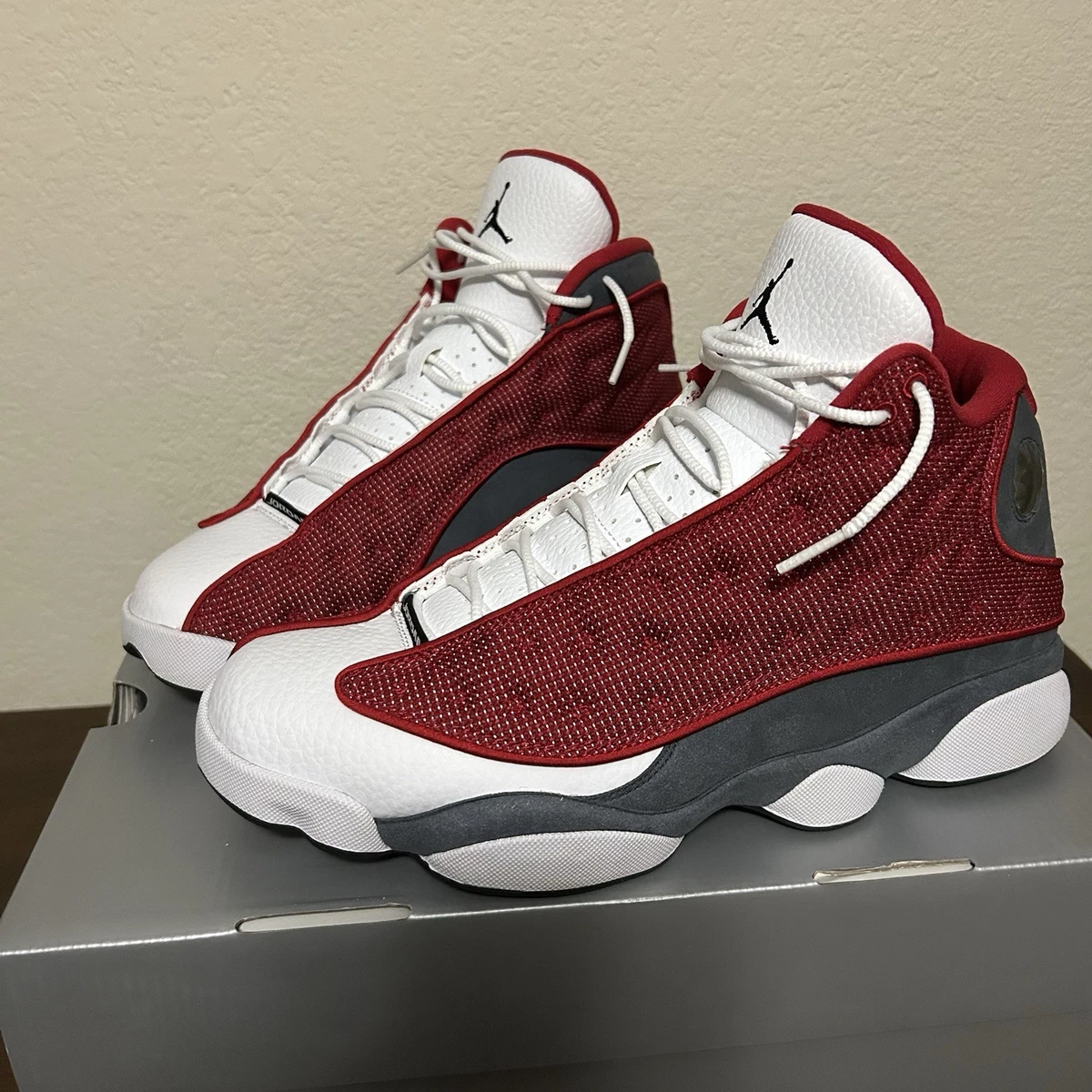 Preços baixos em Jordan 13 Red/White - DJ5982600 | eBay