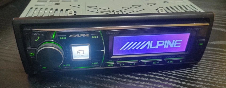 AUTORADIO ALPINE CDE 178 BT TOP DI GAMMA USB CD BLUETOOTH 3 PRE OUT 4 VOLT - Immagine 2 di 4