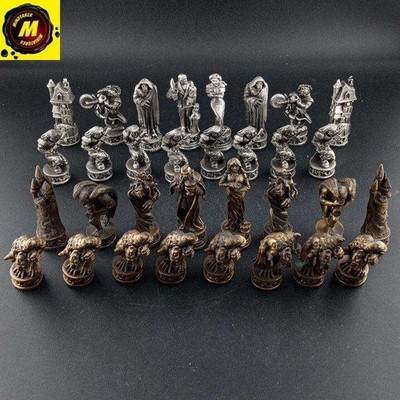 Vampire the Masquerade Chess Set - #166514 - Classic Games