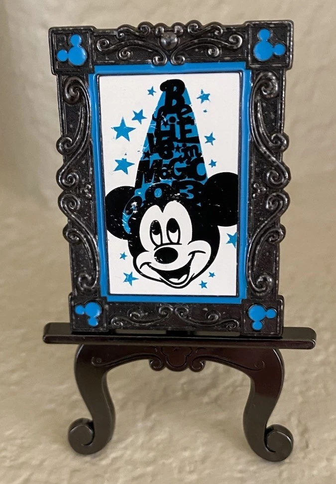 2013 DISNEY EASEL PIN “MICKEY BELIEVE IN MAGIC” LIMITED EDITION #2000