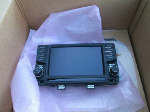 Autoradios mit Einbaugröße 2 DIN für Polo