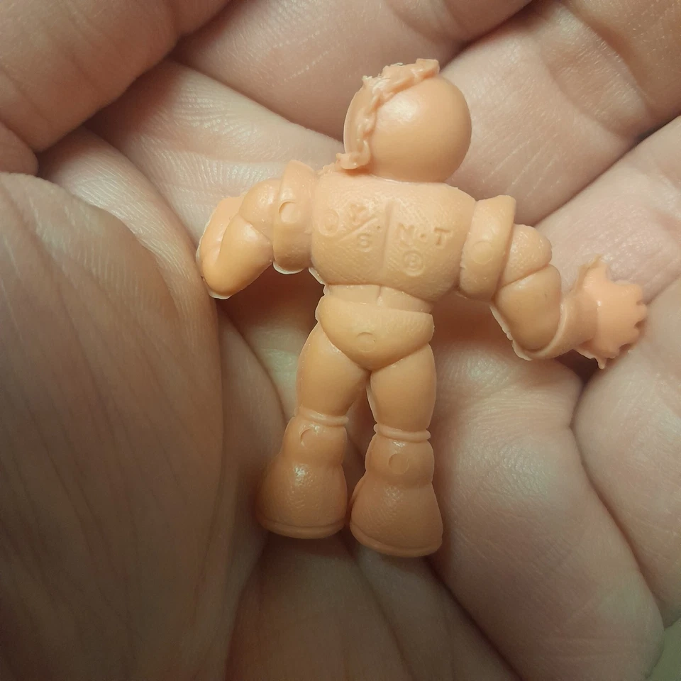 M.U.S.C.L.E. Figura de lucha libre Mattel de colección carne muscular #230 bola cadena cabeza mundo Foto 2 de 2