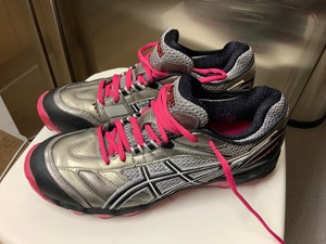 asics silver trainers