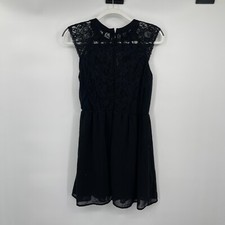 June & Ivy Francescas Womens Dress Small Black Lace Crochet Sleeveless Classic