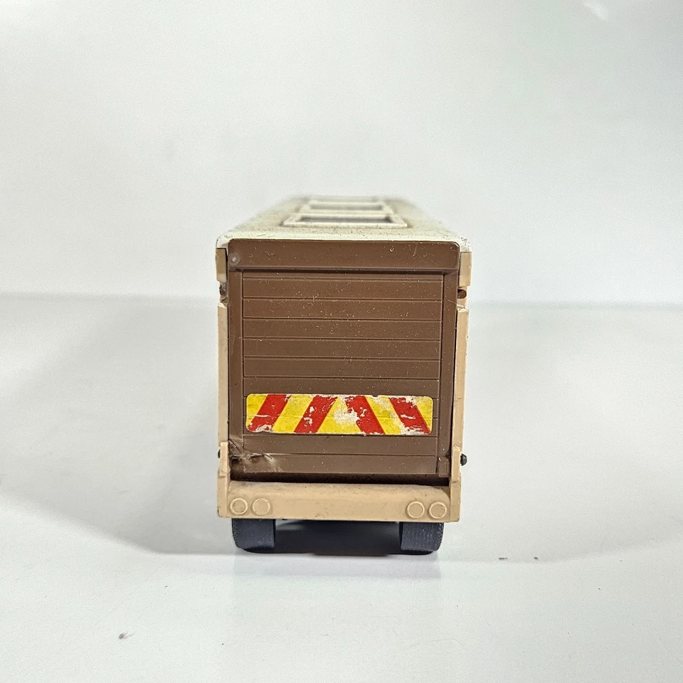 Camión Matchbox Super Kings K-8 Mercedes-Benz Animal Transporter Abitran sin caja. Foto 4 de 4