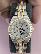 2025 ACCUTIME Disney Mickey Mouse Women  s Watch in Gift Box Metal Strap NEW