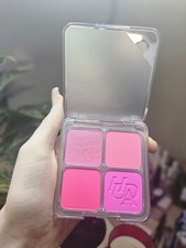 HUDA BEAUTY Blush Filter Blurring Blushlighters Palette Baby Pink Limited Ed