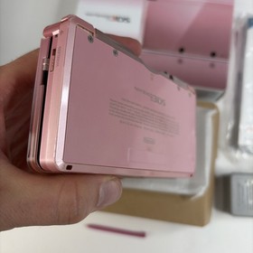 Nintendo 3DS Handheld Console Complete In Box Pink CTR-001 (USA) W Charger