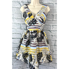 H&M Skater Dress Summer Party Floral Size 8 Yellow Blue Metallic Thread Summer