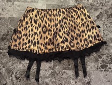 NWT VICTORIA'S SECRET M SMOOTH LEOPARD VINTAGE RARE THONG SKIRT GARTER PANTIES