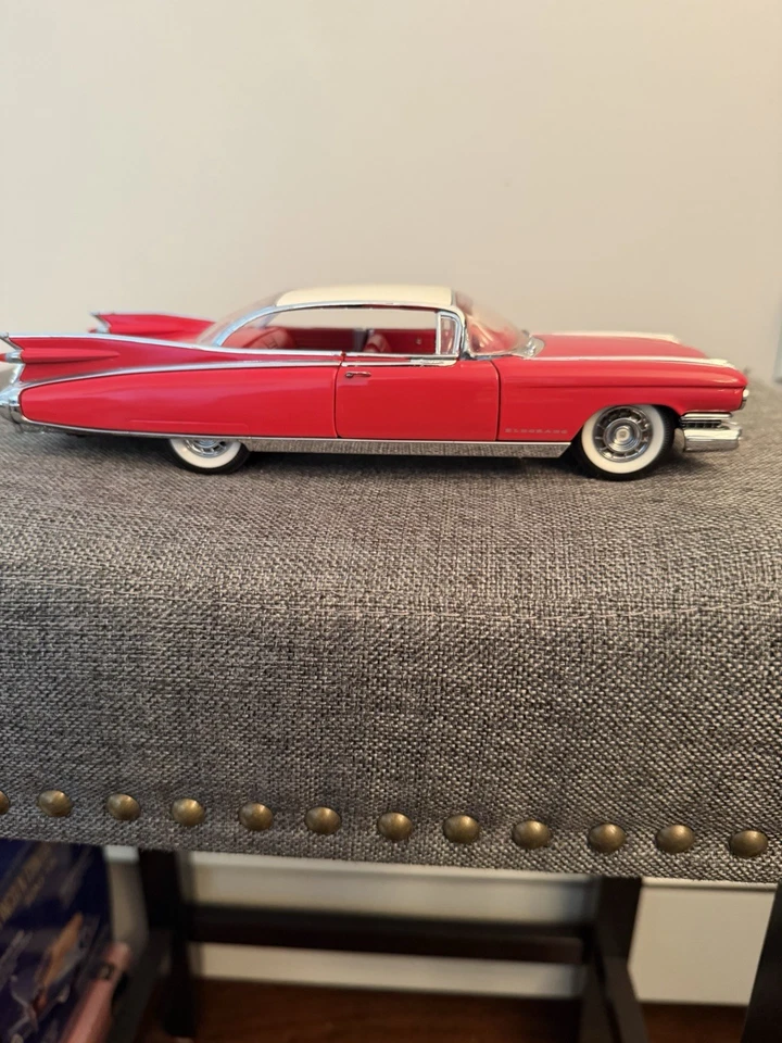 Cadillac Eldorado Sevilla 1959 edición limitada Franklin Mint 1/24 en caja Foto 3 de 4