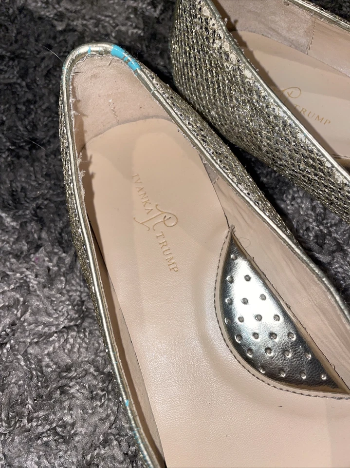 Women's IVANKA TRUMP gold sparkly fabric ballet flats shoes sz. 5 $110 - Image 4 of 4
