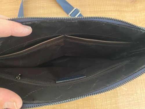 Volkswagen blue leather bag - Picture 9 of 15