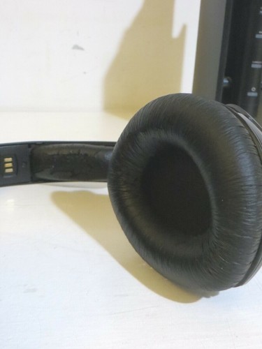 Sennheiser RS 170 Digital Wireless Headphones - Picture 4 of 9