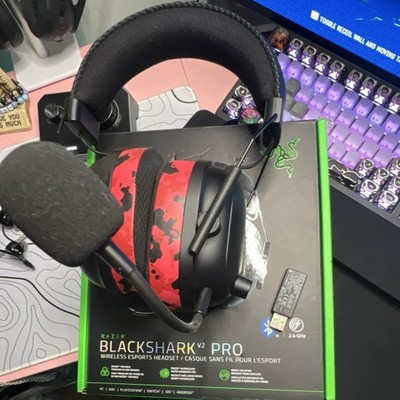 Razer BlackShark V2 Pro Wireless 2023 Tournament Edition Headset Boom Mic