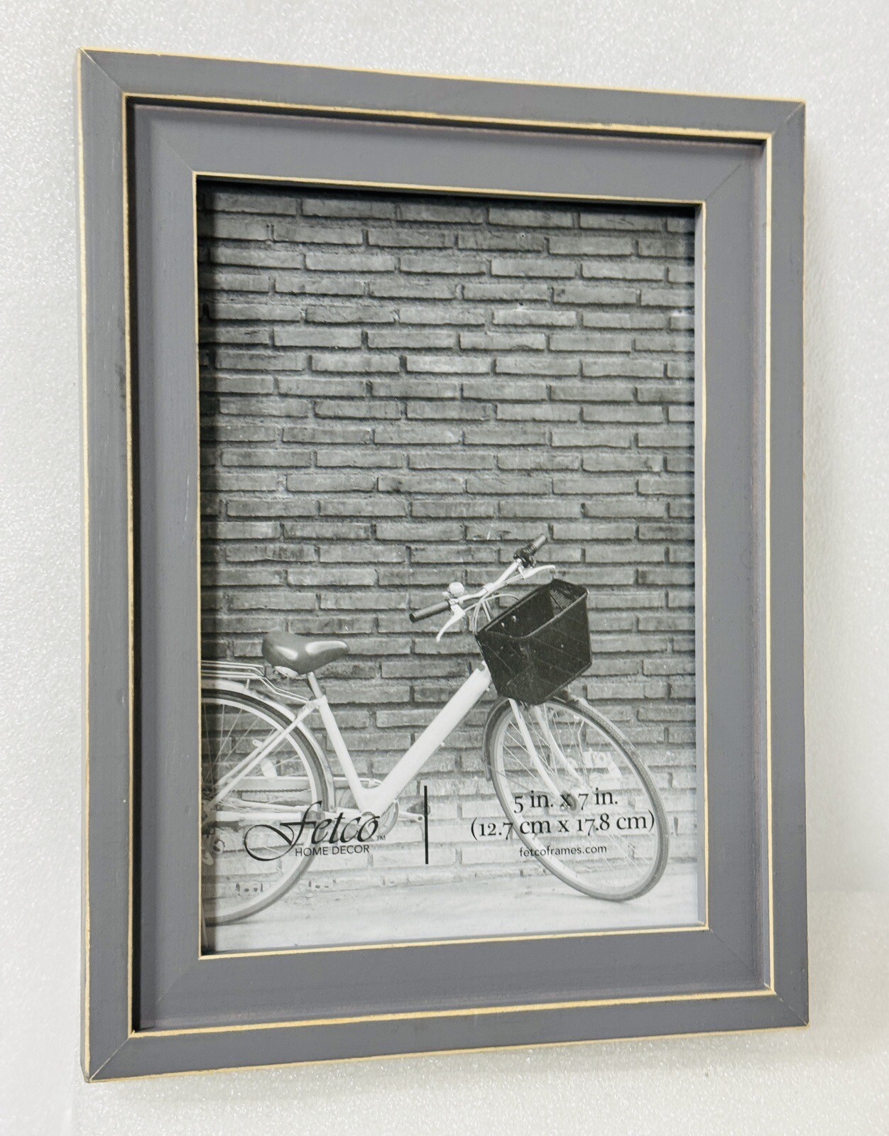 Gray Wood Picture Frame Fetco 5 x 7 See Defect ***On Back In Pictures