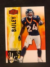 2006 Flair Showcase Hot Hands Denver Broncos Football Card #HH5 Champ Bailey