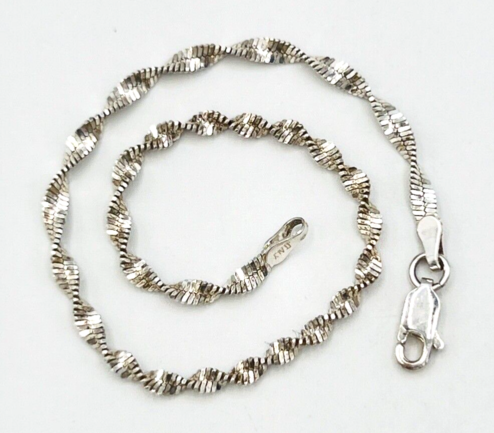 Vintage IBB 925 ITALY Sterling Silver Twisted Chain Bracelet Vintage IBB 925 ITALY Sterling Silver Twisted Chain Bracelet