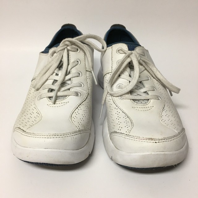 Dansko Women's White Leather Athletic Shoes US Size 8.5 EUR 39 Lace Up