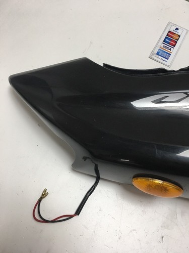 Honda CBR900 Fireblade RRW 1998 RRX 1999 - Rear Right Side Tail Seat Fairing - Picture 2 of 10