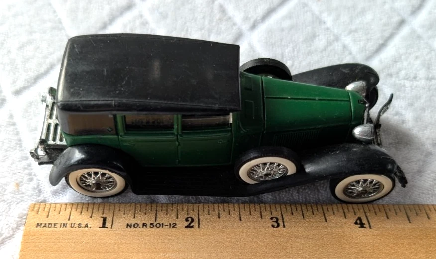 Vintage Solido #55 Cord L29 Touring Car 1929 Green & Black White Wall Tires 1:43 - Image 4 of 4