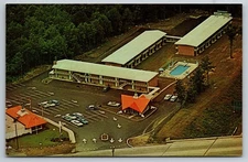 Spring Valley NY Howard Johnson's Motor Lodge n Restaurant 1960 Vintage Postcard