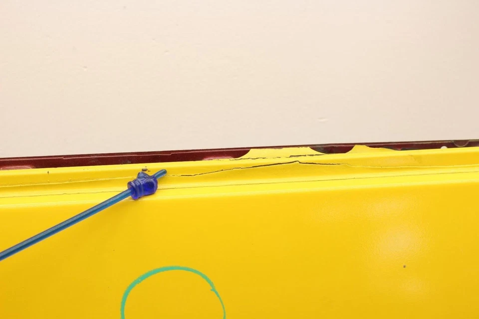 92-93 Nissan Pickup D21 Yellow Driver Left Front Door Shell Assembly - Image 2 of 4