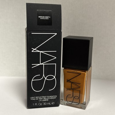 NARS Light Reflecting Skincare Foundation Medium Deep 5 Marquises Neu