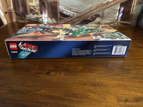 LEGO The LEGO Movie: Trash CHOMPER (70805) New Sealed Retired!