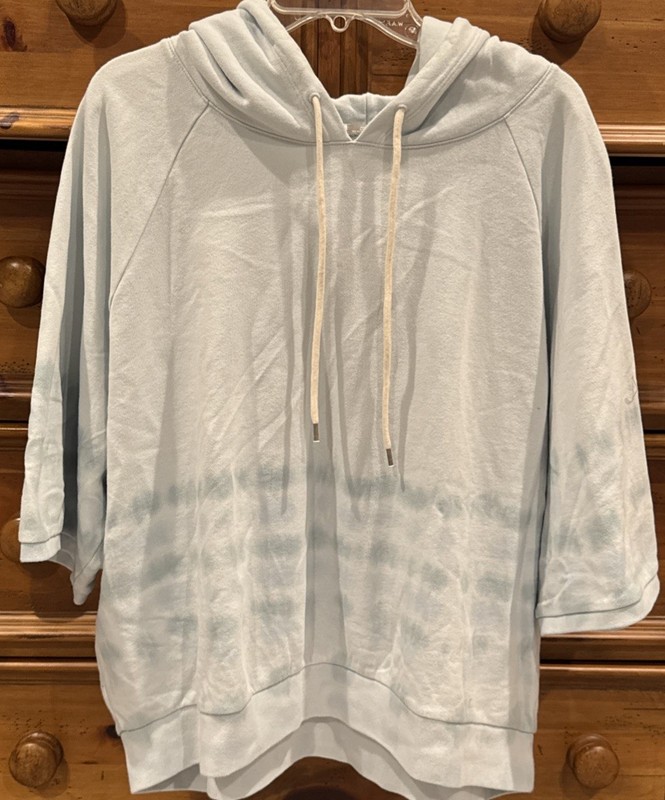 New With Tags Gap XL Tall Ice Light Blue Tie Die Hoodie Short Sleeve Sweatshirt