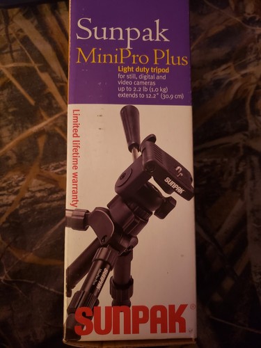Sunpack 620-250 12.2" Mini-Pro Plus Light Tripod With 3 Way Panhead Black - Picture 2 of 4
