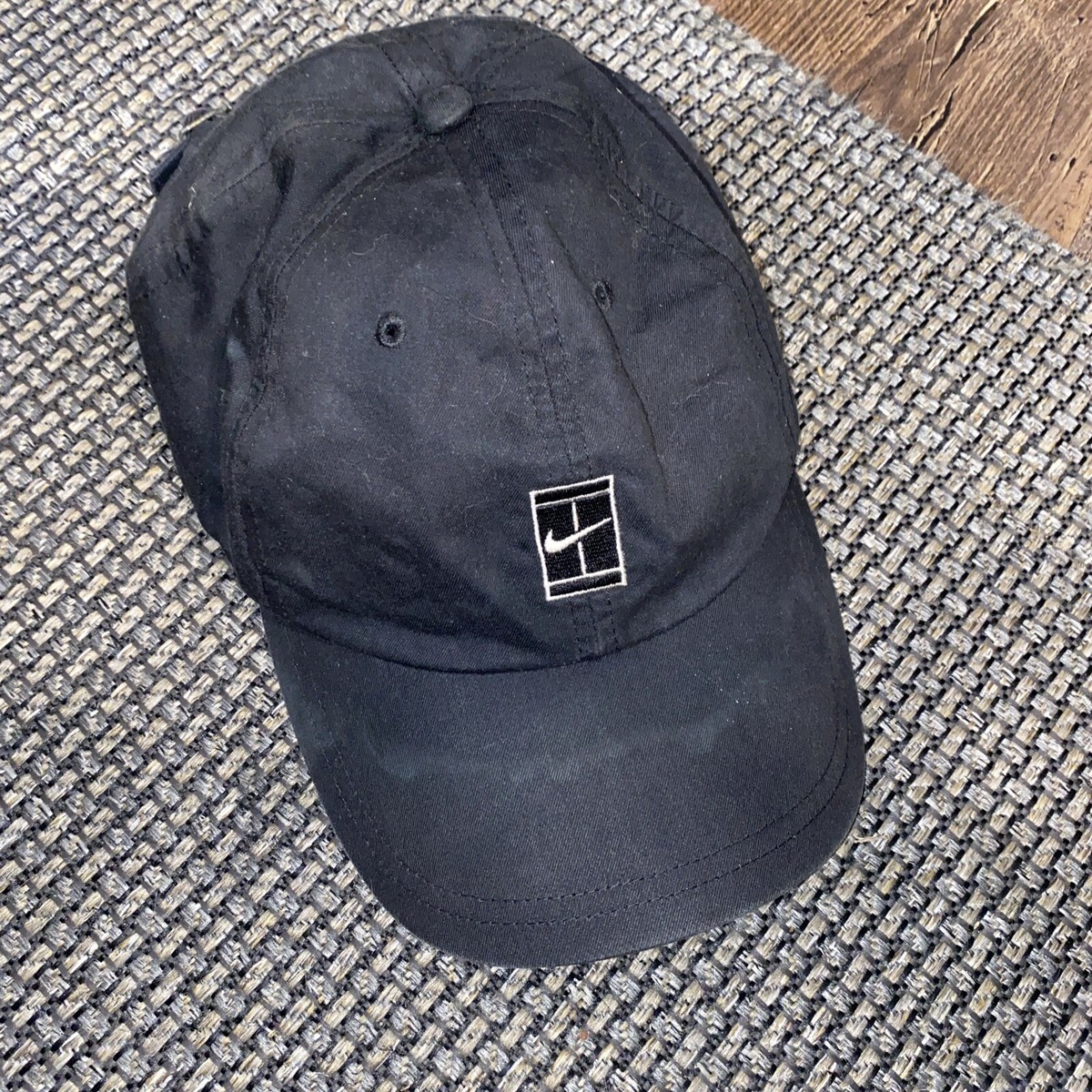 AS IS SEE PHOTOS…..Nike Court Hat Cap Strap Back Black OSFA | eBay