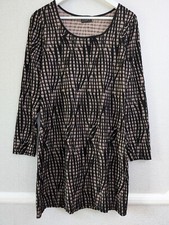 Fosby Design Dress Long Sleeve Round Neck Bodycon Raised Pattern Black/Beige 12
