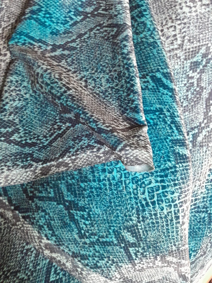 6 yards - Turquoise Snakeskin Printed Faux Synthetic Fabric 48" x 6 yards - NEW - Image 2 of 4