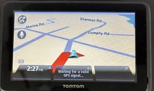 TomTom GO2505M  GPS Bundle:  USA/Canada/Mexico MAPS  5" LCD Screen  + case