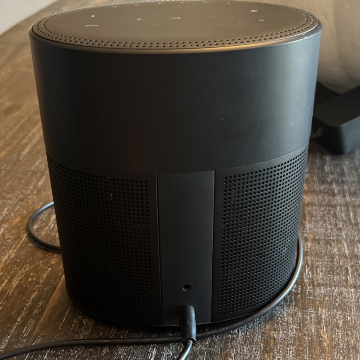 Bose Home Speaker 300 Smart Bluetooth Speaker Black Metal Cylinder