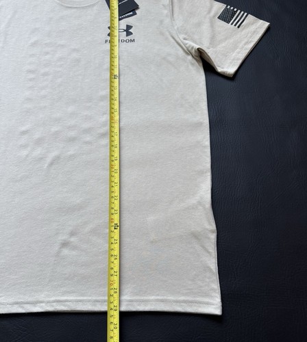 UNDER ARMOUR Mens FREEDOM Flag USA Tshirt Short Sleeve Sand Size Medium M NWT - Bild 9 von 11