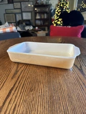 Anchor Hocking Fire King Peach Luster 1.5 Qt Casserole Baking Dish 410 Vintage