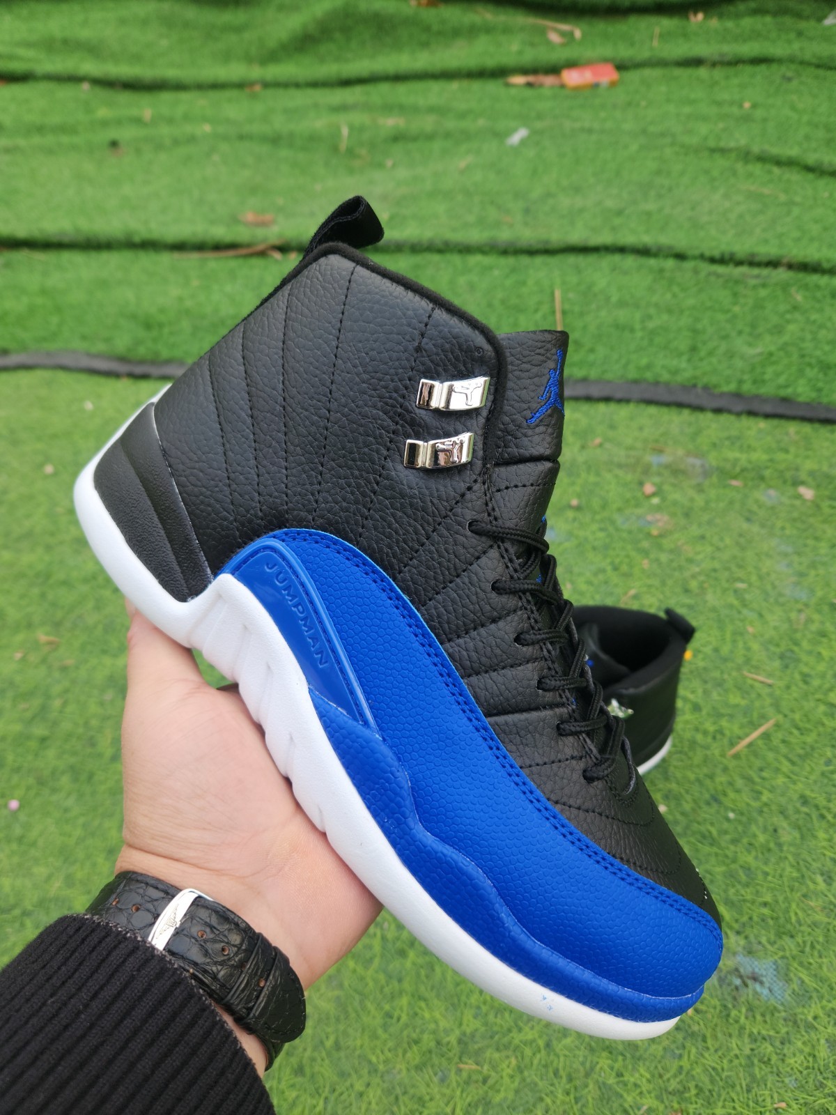 Jordan 12 Retro "Hyper Royal" AO6068-004 Women's Size US 5.5-11 thumbnail 2