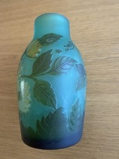 Jugendstil-Vase im  Tip Gallé -Stil   Cameo-...