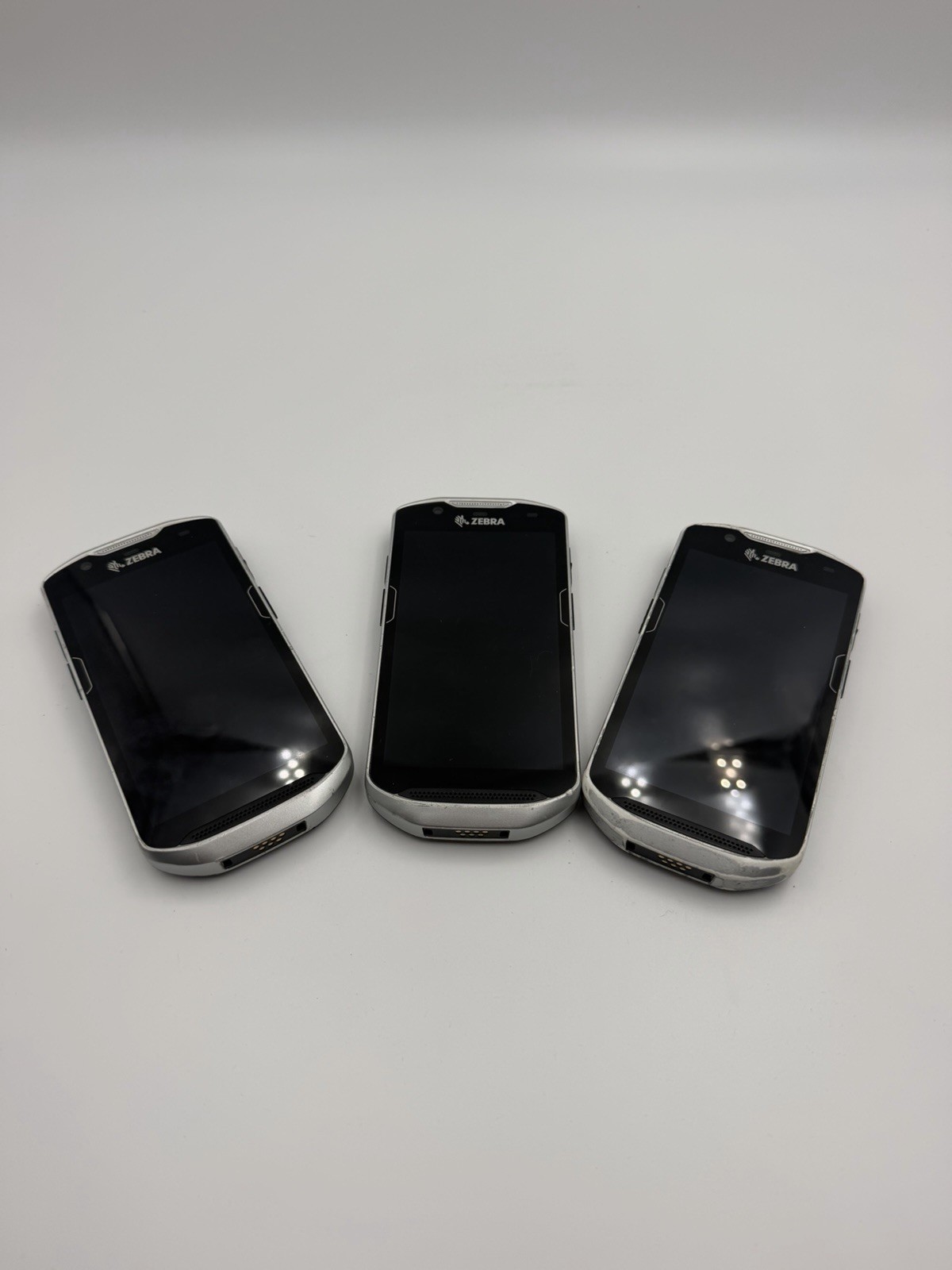 LOT OF 23 Zebra TC57HO Mobile Computers - TC57HO-1PEZU4P-25 FOR PARTS