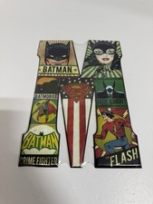 DC Justice League Tin M Letter Wall Decor